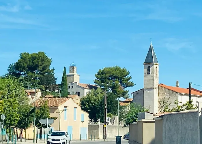 Le Romarin Bas De Villa T2 Avec Jardin Et Parking Au Pied De La Foret